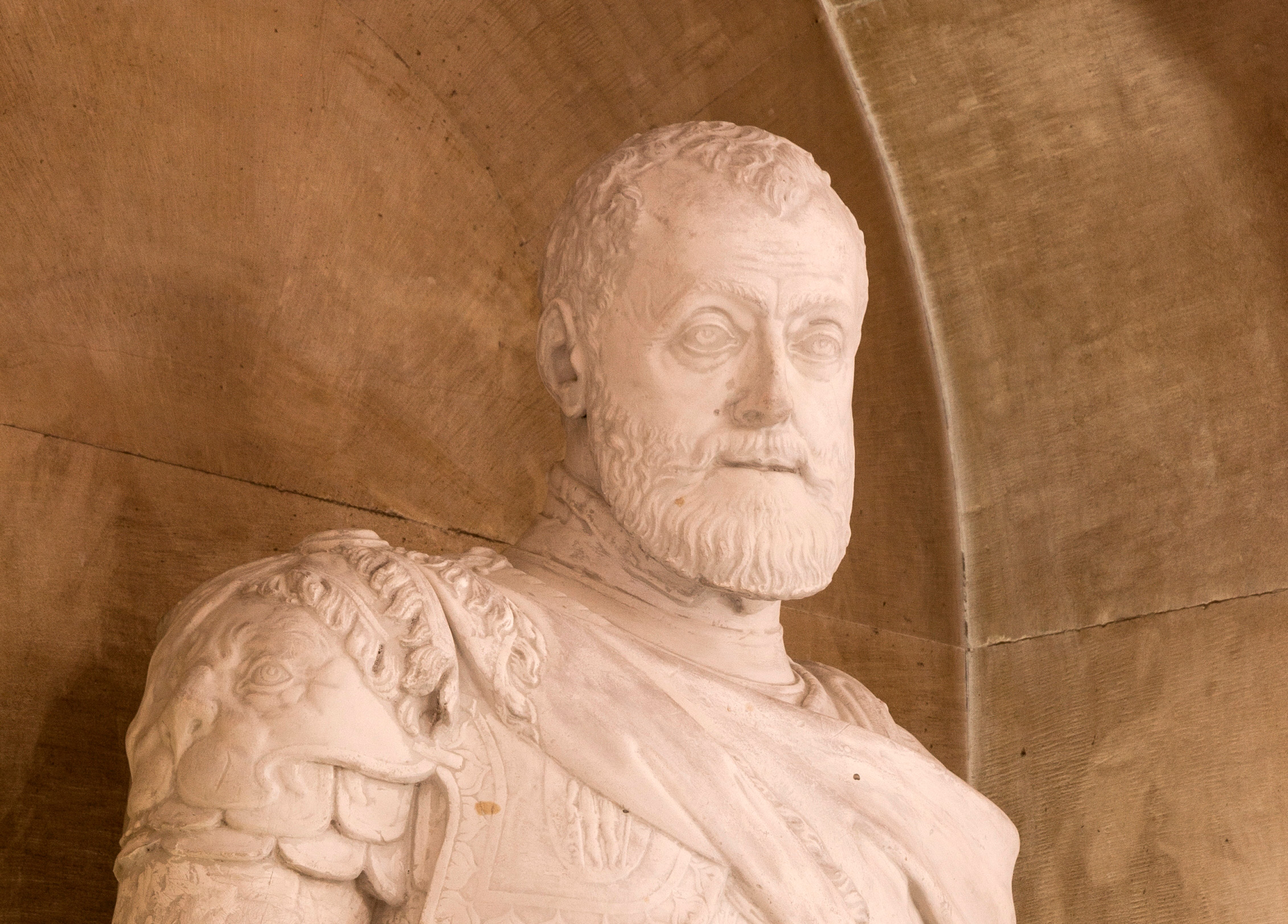 Pieza del mes: Carlos V - Imagen de la noticia 1