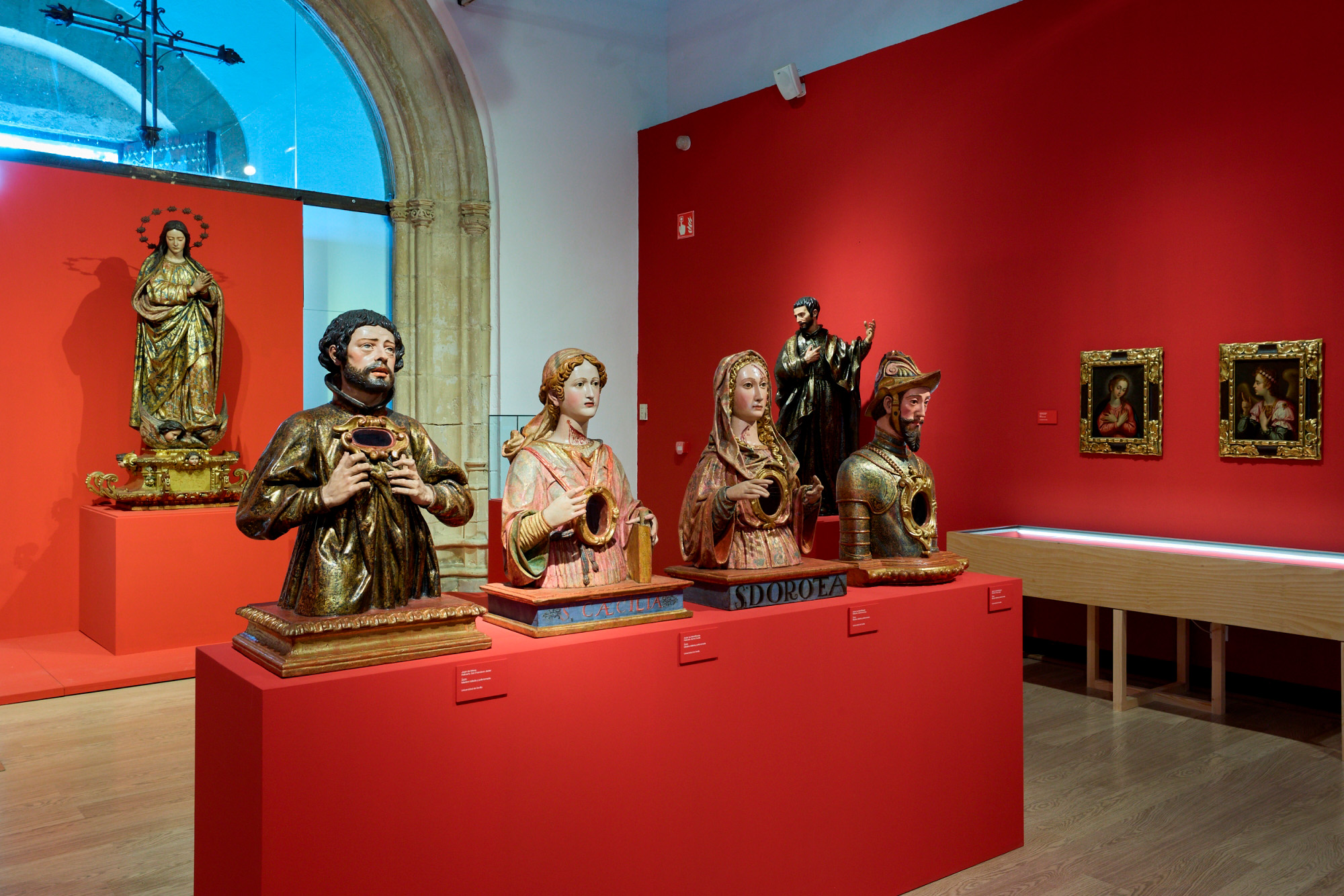 Granada inaugura Pluriversal, una exposición que une los tesoros patrimoniales de las universidades de Granada y Sevilla - Imagen de la noticia 4