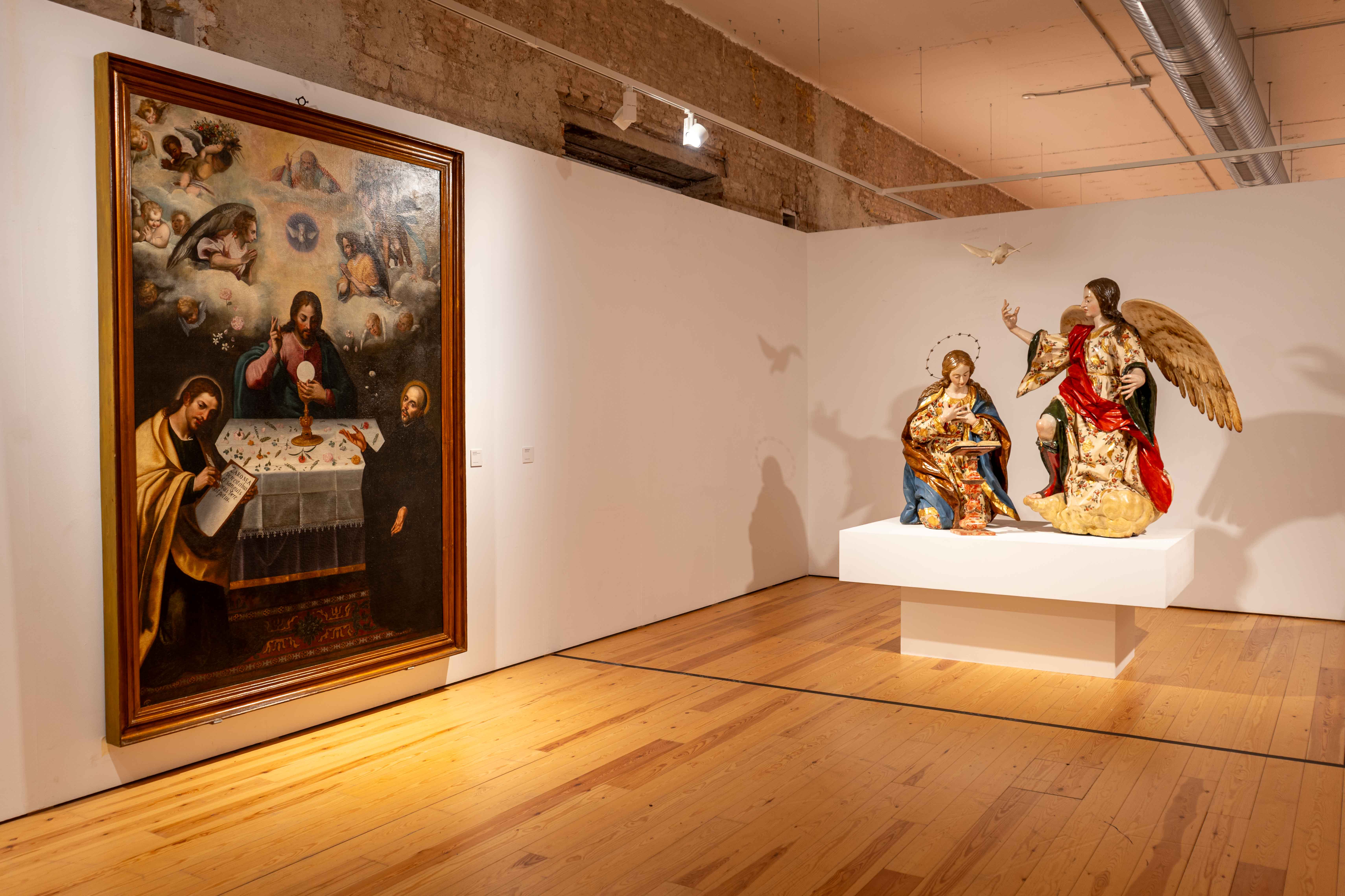 La exposición «Pluriversal» galardonada con el segundo Accésit de los Premios Expone Andalucía - Imagen de la noticia 1