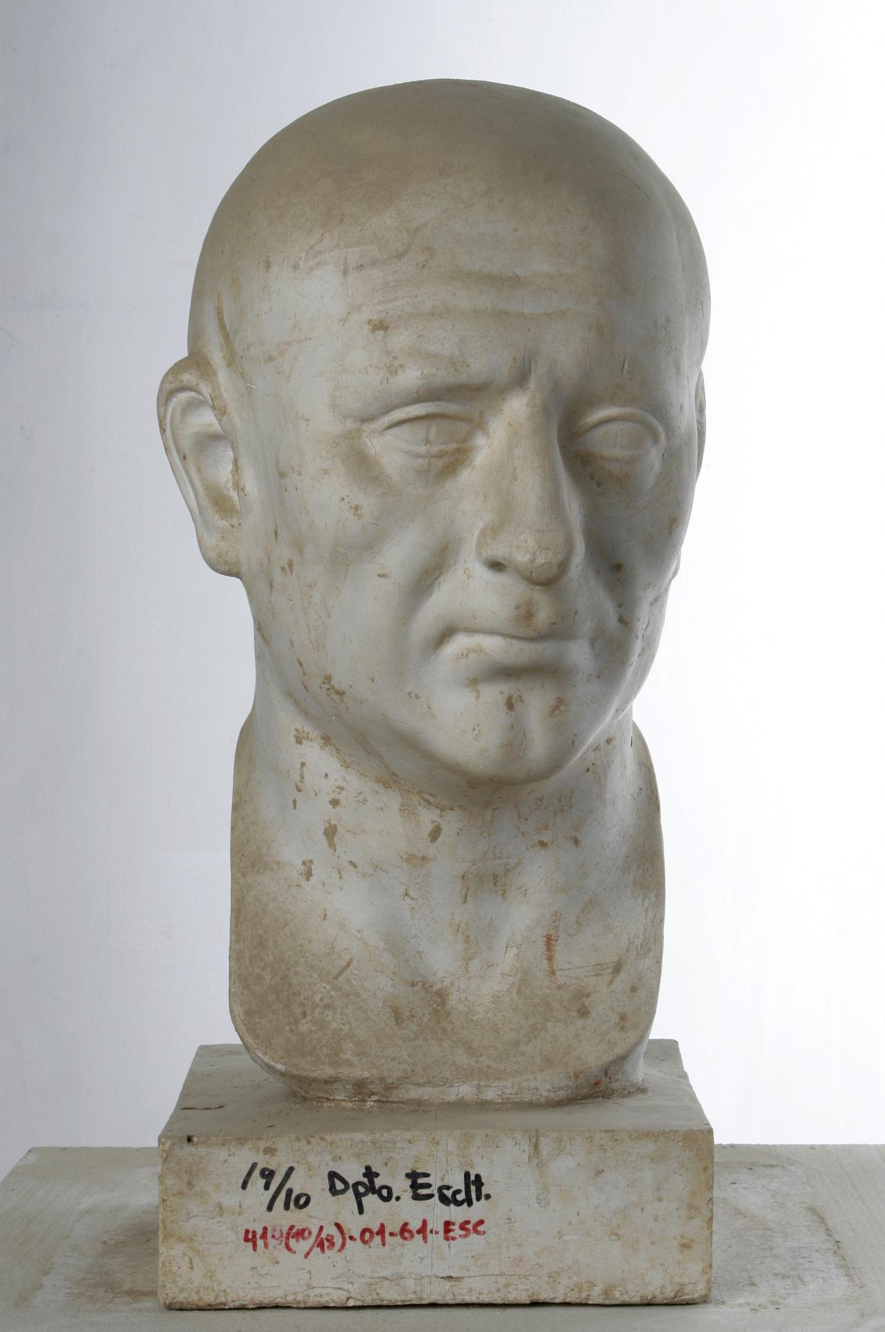 Sacerdote romano de Isis