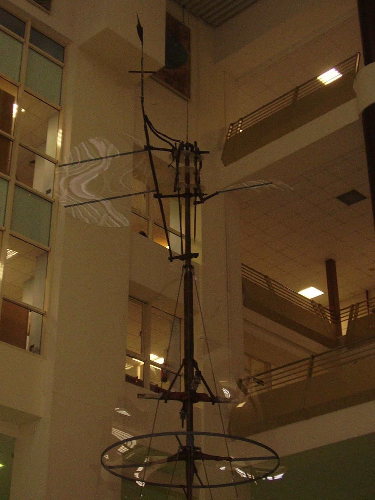 Estructura interna del Giraldillo